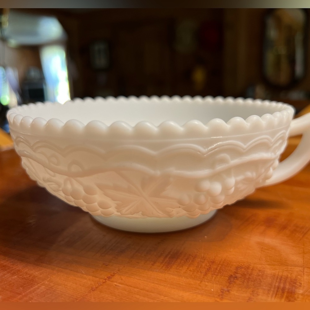 Imperial Milk Glass Candy Bowl Dish Grapevine Vintage